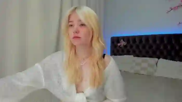 EllaMyerss