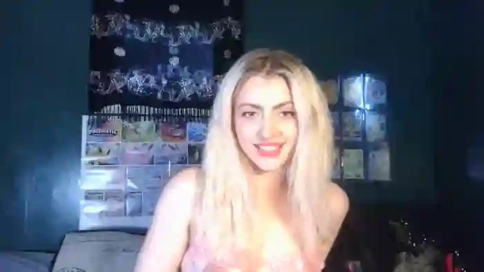 AlexMarieXOXO
