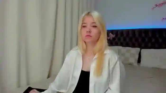 EllaMyerss
