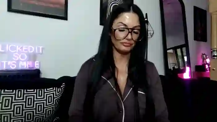 BellaVixen23
