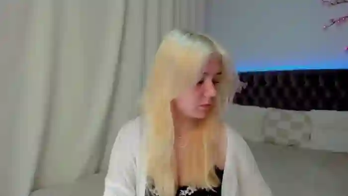 EllaMyerss