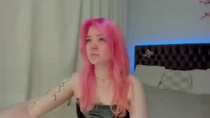 EllaMyerss