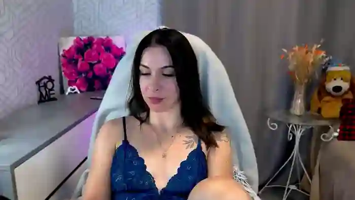 MeganNaughtyy
