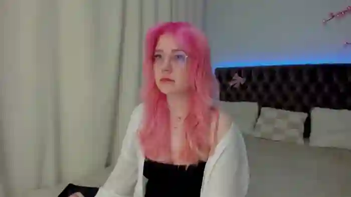 EllaMyerss
