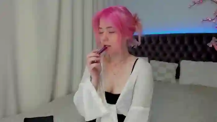 EllaMyerss