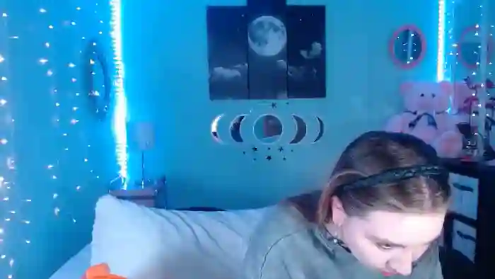 Lacey_Prescott