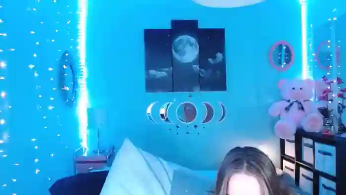 Lacey_Prescott