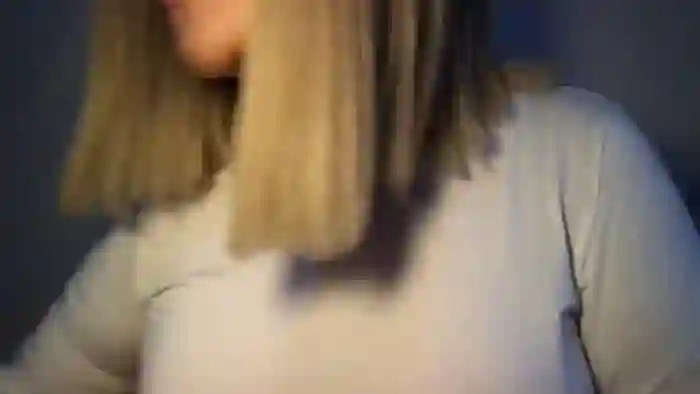MistressLouUK