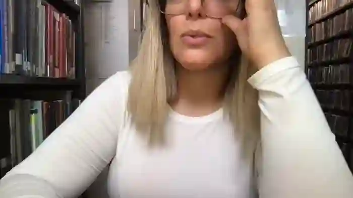 MistressLouUK