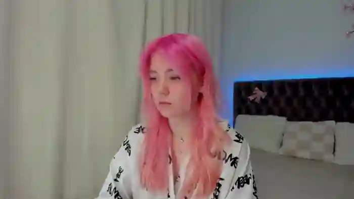 EllaMyerss