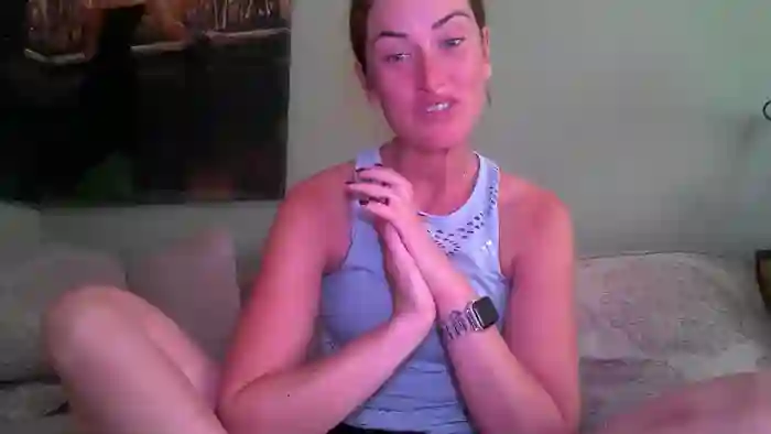 Luna_Valentina_UK