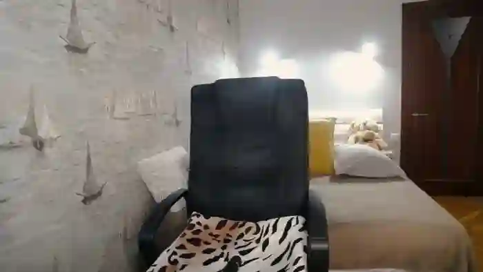 Nichole_Hill