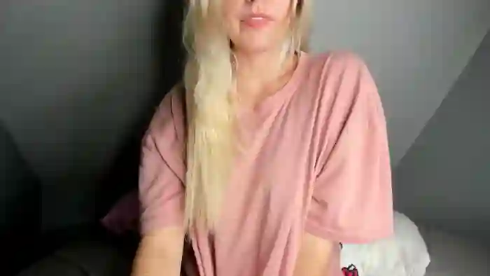 XxAlliGirlNextDoor