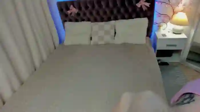EllaMyerss