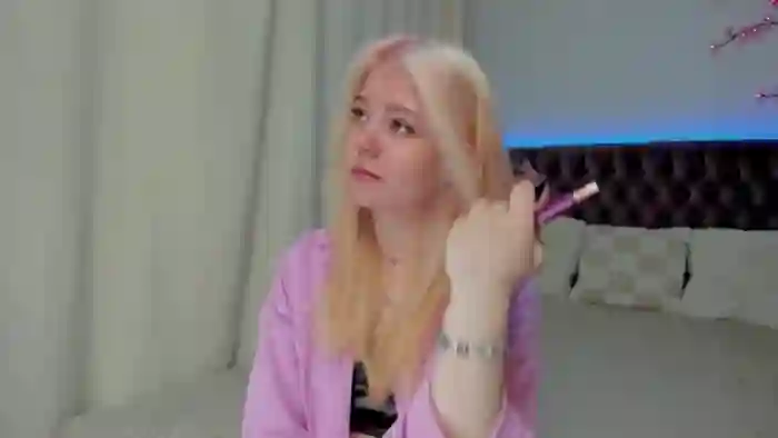 EllaMyerss