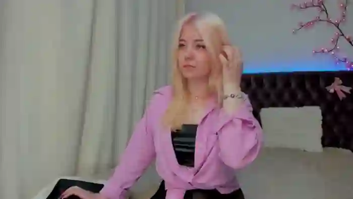 EllaMyerss