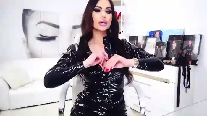 GoddessHelenaHot