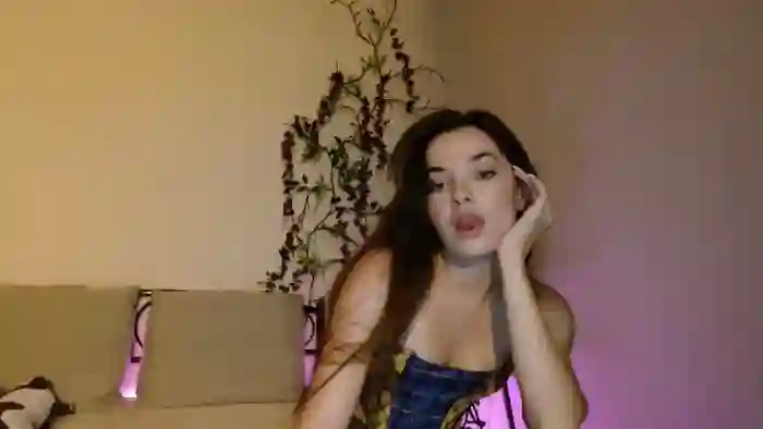 LuckyVicky28