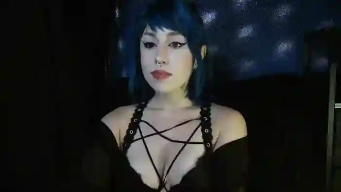 MissVikkiBlue