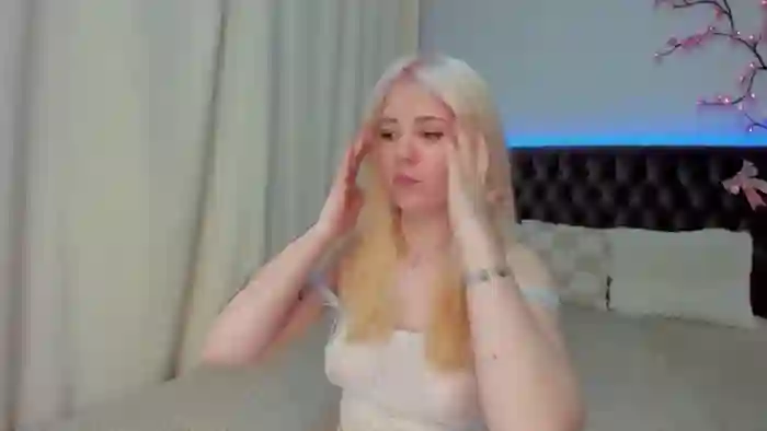 EllaMyerss
