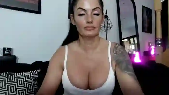BellaVixen23