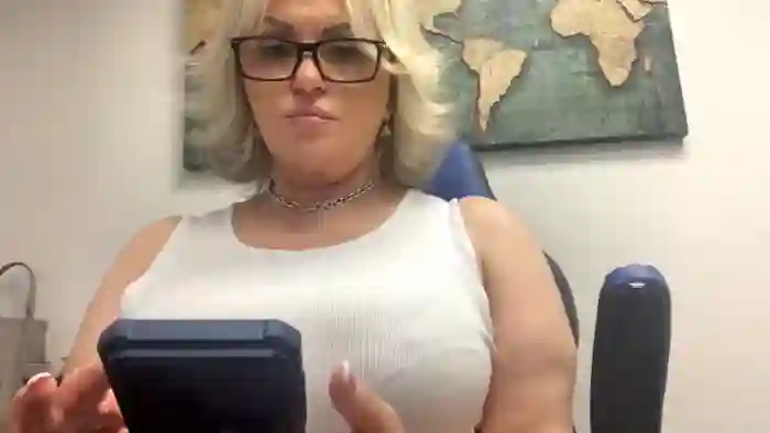 GuiltyPleasureBella