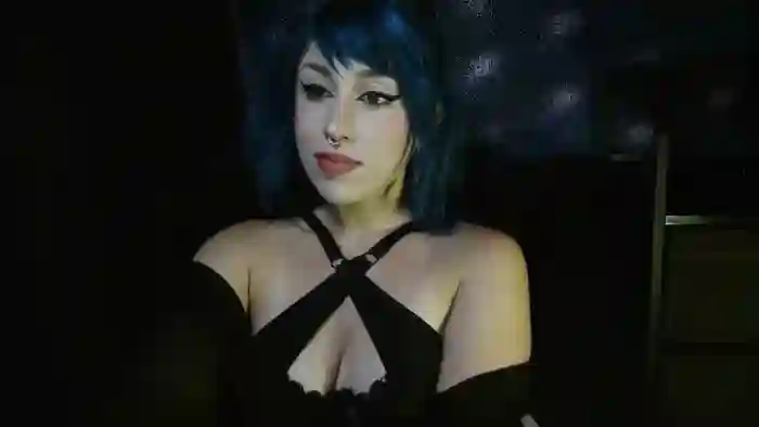 MissVikkiBlue