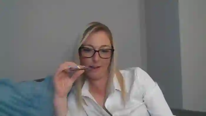 British_babe_jade