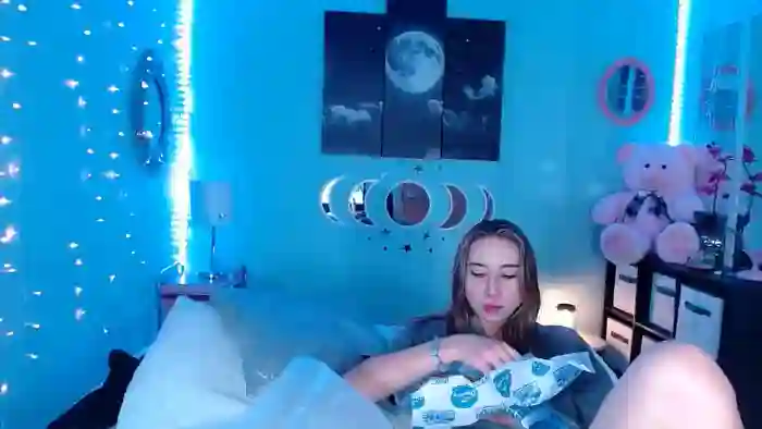 Lacey_Prescott