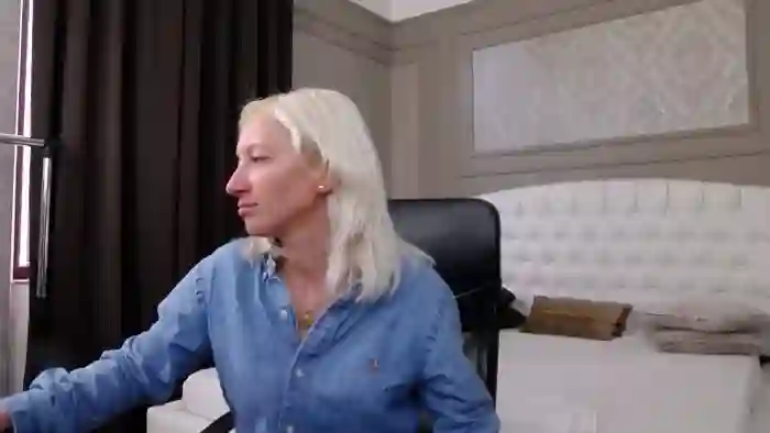 NatalieXBitton