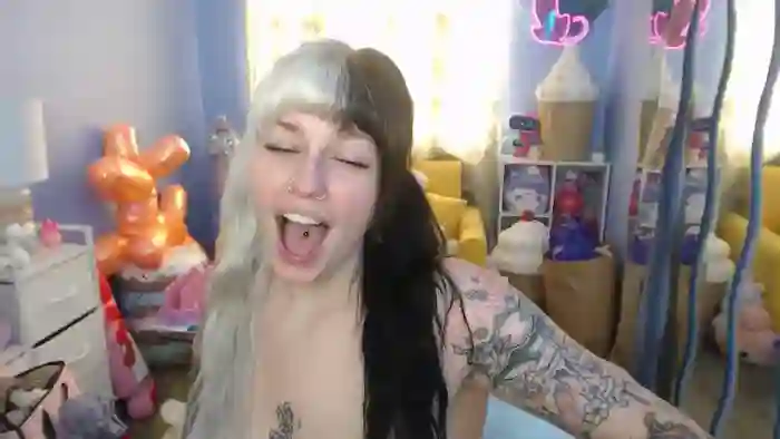 Angelina_Glass