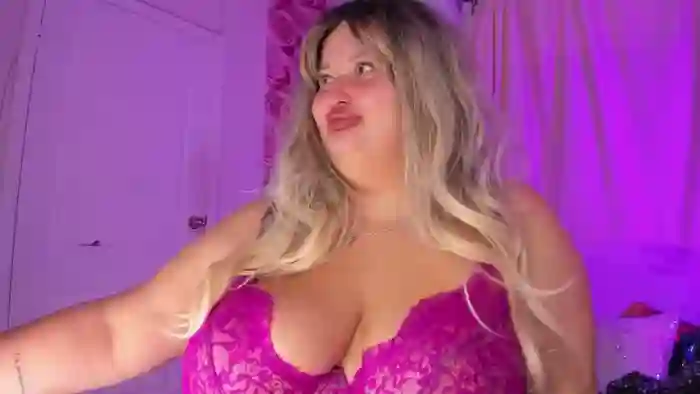 MonaSteele