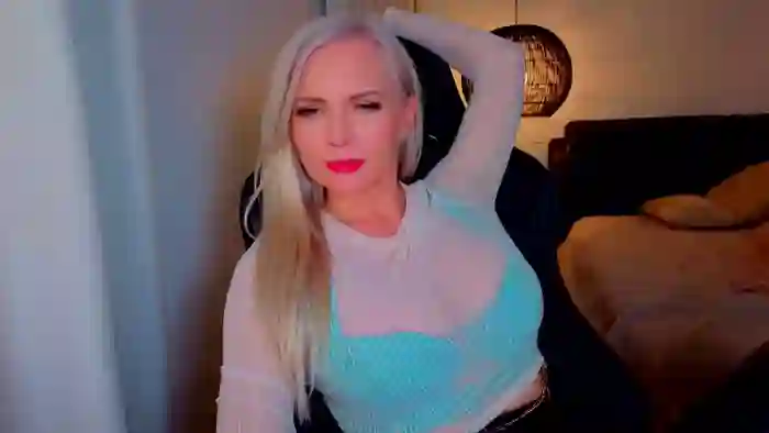 MsLindsayDevis