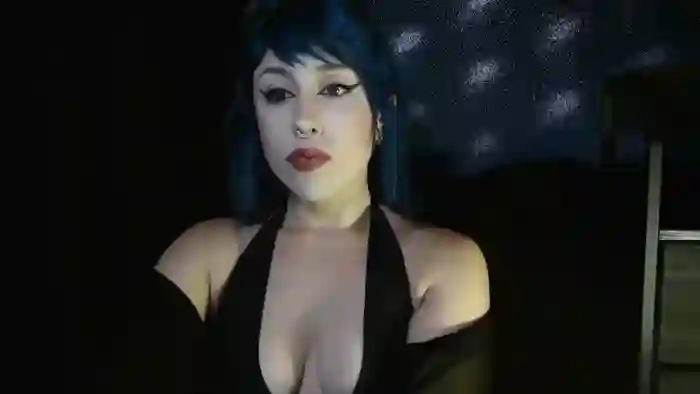 MissVikkiBlue