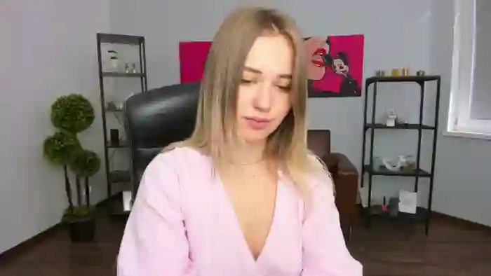 HazelWhit