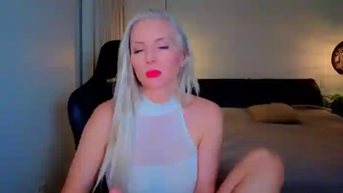 MsLindsayDevis