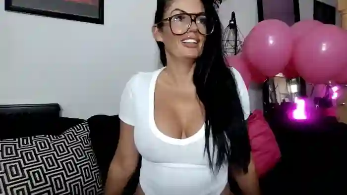 BellaVixen23