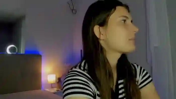LauraLeee