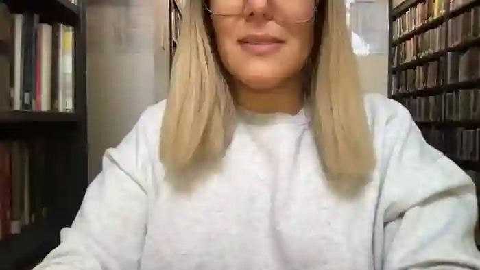 MistressLouUK