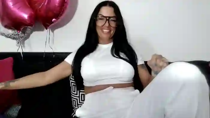 BellaVixen23