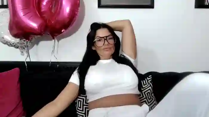 BellaVixen23