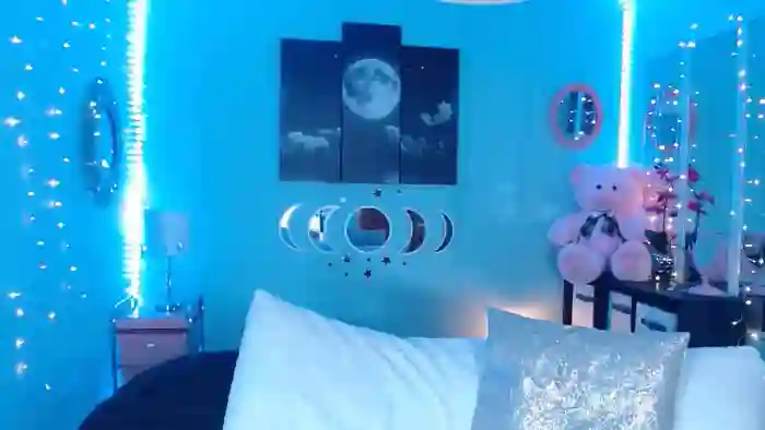 Lacey_Prescott