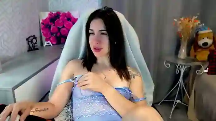 MeganNaughtyy