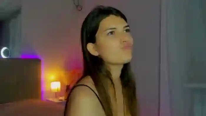 LauraLeee