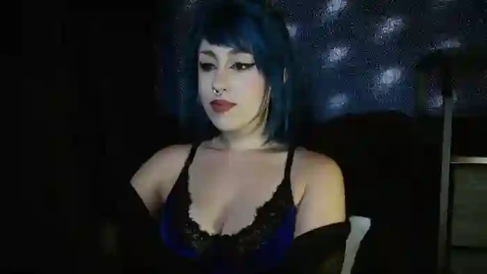 MissVikkiBlue