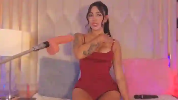 Tara_Red