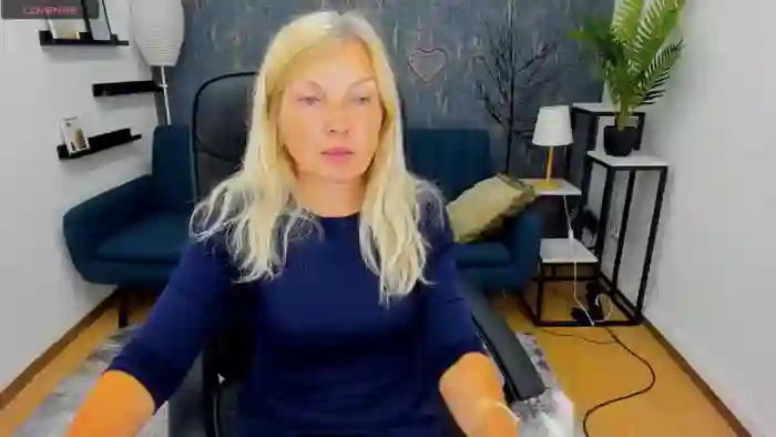 YrhotAbbyX