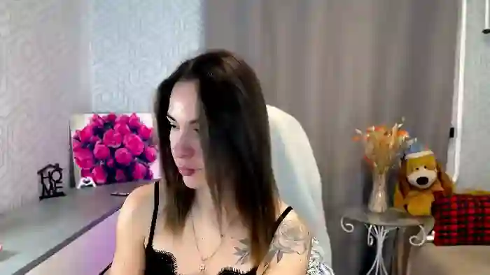 MeganNaughtyy