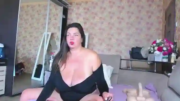 NinaWang85