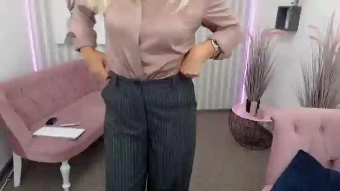 YrhotAbbyX